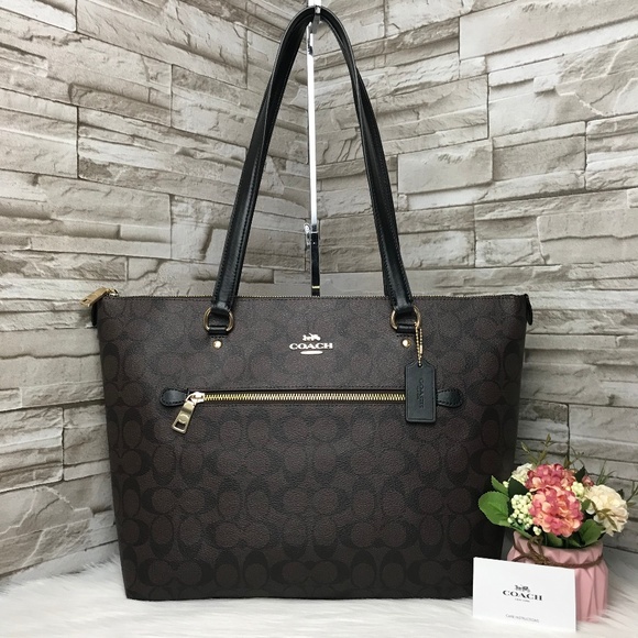 Coach Handbags - 👜‼️SALE‼️🌺GALLERY TOTE